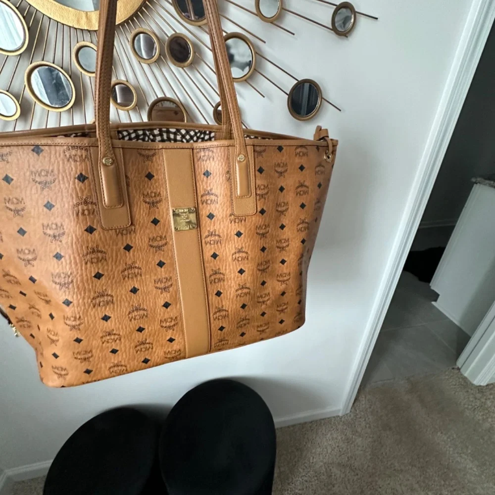 Large MCM reversible - Picture 9 of 10